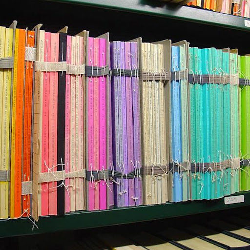  &ndash; Пълният блясък на International Encyclopaedia of Comparative Law - не знам, защо не са я подвързали като хората. Щеше да е по-величествена.